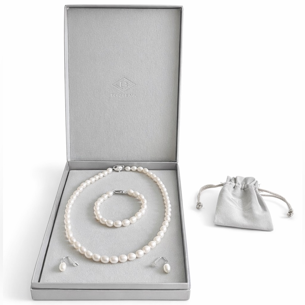 NWOT Borsheim’s 3-Piece Pearl Jewelry Set
